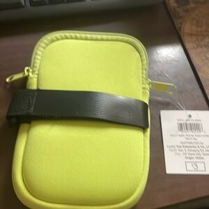 NIB bottle water holder